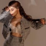 Madhuurima Instagram - @nyra_banerjee @makeoverbysejalthakkar @safyanali_retouching #ilmanaazphotography📷 #nyrabanerjee @colorstv @khatronkekhiladi_season13 #photography