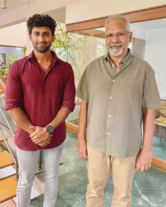 Mahendran Instagram - Maniratnam sir 🤩❤️

Hats off everyone 👏🏻👏🏻

@karthi_offl @jayamravi_official @the_real_chiyaan @trishakrishnan @aishwaryaraibachchan_arb @arrahman @r_varman_ @redgiantmovies_ @suhasinihasan @lyca_productions @madrastalkies @tipstamilofficial #ponniyinselvan #ps1