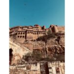 Meenakshi Chaudhary Instagram - What a beautiful experience in one of my favourite states in India Rajasthan . Good music, great food and wonderful memories. You have my heart 🥹❤️