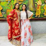 Meghana Lokesh Instagram - Shree ಮದುವೆ photo dump ! #cousingetshitched #weddingcelebration #familytime #funtimes #love #celebration #wedding #cousingetshitched Mysore, Karnataka