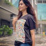 Mugdha Chaphekar Instagram - Photo dump.. Jab pictures liya karte the 🫶✨ #memories #throwback Mumbai, Maharashtra