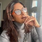 Nadhiya Instagram - Reflecting😇