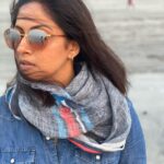 Nadhiya Instagram - Sunset on my mind 🧡💛😎