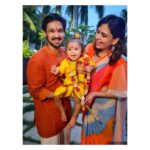 Nakul Instagram – Say Hello to this Kutty Krishna Fam! ❤️🥰
We Love Y’all! 
Happy #krishnajanmashtami people 😍
Love 
Akira, @srubee & I 

@avbhaskar Thatha 📸❤️🥰
.
.
#myakira #khulbaebee #khulbeetails #myworld #ourlovestory #mylovestory