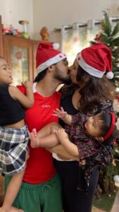 Nakul Instagram - Christmas ‘22 🤍🫶🏼

#khulbee #khulbaebees #nakkhulsrubee #myakira #myamore #christmasvibes