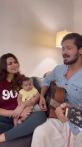 Nakul Instagram - Guess who joined us in our jamming session while his sister was in school ? It’s no surprise that Amore is also an @anirudhofficial fan like us ! I mean who is not ? 😆

Catch Rockstar on Hotstar Chennai concert Live on Disney+ Hotstar on Oct 21st! 

#RockstarOnHotstar
#Livestreaming
#Disneyplushotstar
#AD #khulbeetails #khulbaebee #nakkhulsrubee #myamore #guitarcover 

@disneyplushotstartamil