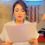 Neha Prajapati Instagram - Utsaahi audience..🥸 . . #reels #reelitfeelit #reelsinstagram #instagramreels #comedy #funnymemes #explore #trendingreels #nehaprajapati