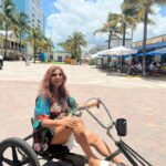 Nia Sharma Instagram - Mum, Me and Miami beaches 💕 #solotripping Hollywood Beach