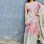 Parull Chaudhry Instagram - Feeling shaayaraana in this outfit 💗 Gorgeous outfit @thebairaas 💗 PR @maverick.communication01 💗 Hair @dollybain 💗 Jewellery @shaikhaasifa626 💗 Nails @drnailsshop2019 💗 📸 by my all time favourite @imnoopurmavchy 💗 #parullchaudhry #actor #influencer #contentcreator #parullians #explore #bhagyalakshmi #jofithaiwohhithai #traveller #vlogger #chaudhryonthego #fashion #fitness #beauty #lifestyle #fashionblogger #beautyblogger #yogini #fitnessmotivation #travel #saasbahuaurbetiyaan #parullkipaltan #reels #ootd #indianwear #reelsinstagram Mumbai - मुंबई
