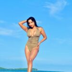 Pooja Bhalekar Instagram - B E F L A M A Z I N G 🦩🦩🦩 . . . . . . . . . . #newpost #fyp #ootd #bikini #beach #beachbody #potd #explore #sealife #nature #swimsuit #beachwear #poojabhalekar