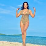 Pooja Bhalekar Instagram - B E F L A M A Z I N G 🦩🦩🦩 . . . . . . . . . . #newpost #fyp #ootd #bikini #beach #beachbody #potd #explore #sealife #nature #swimsuit #beachwear #poojabhalekar