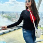 Pujita Ponnada Instagram - 🇬🇧🌁 ❤️ #pujitaponnada #ukdiaries #exploringuk #exploringlondon London Eye, London Uk
