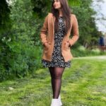 Pujita Ponnada Instagram - Happy weekend y’all 🤎 📸 @saadrani #pujitaponnada #ukdiaries