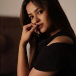 Pujita Ponnada Instagram - Let the eyes do the talking 🖤 📸 @thescienceofphoto #pujitaponnada #love #happiness #actor #goodmorning #happyfriday