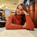Pujita Ponnada Instagram - Different stages of waiting for food 🍱🌶️ #pujitaponnada #ukdiaries #exploringlondon Dishoom, Covent Garden