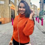 Pujita Ponnada Instagram - Exploring Oxford Street 🇬🇧 #pujitaponnada #ukdiaries #exploringlondon Oxford Street, London England