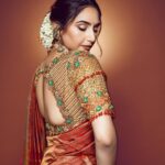 Ragini Dwivedi Instagram - AKSHAY TRITIYA : the new season and new year is here with all the possibilities and luck in our hands Design and styling :@vibbhinna Mua:@makeoverwithlakshmi_shetty Jewellery:@gajraj_jewellers Shot by :@anusharamkaran #raginidwivedi #akshytrutiya2023❤️ #akshaytritiya #festivetime #springtime #newseason #newyear #newbeginnings #festivewear #festivalfashion #festivalvibes #positivevibes #reelsinstagram #reels #reelsvideo #reelkarofeelkaro #reelindia #reelitfeelit❤️❤️ #trendingreels #trendingsongs #trendingaudio #trendingnow #viralreels #viralpost Bangalore, India