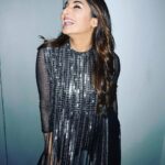 Ragini Dwivedi Instagram - SWAG … Mumbai dairies with @rudrakshdwivedi Outfit @rudrakshdwivedi Styling @rudraksh_dwivedi Pics shot by @rudraksh_dwivedi #raginidwivedi #ragini #blingbling #actor #influencer #positivevibes #india #south #poser # Mumbai, Maharashtra