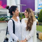 Ruhani Sharma Instagram - Happiest birthday to the most amazing human @shubhisharmalive You’re a blessing in my life ♥️ . . . . . Lambi caption mai likh nahi pati I’ll give you 10000 kisses instead muaaah love youuuuu 😘♥️🎂