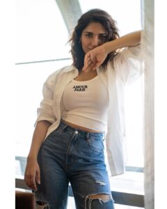 Ruhani Sharma Instagram - 🍩 
.
.
.
📸 @pranil_chintewar 
MUA @makeuphairbyrahul