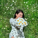 Samiksha Jaiswal Instagram - “Daisies are like sunshine to the ground.” 🤍