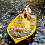 Samiksha Jaiswal Instagram - Picnic on a boat with koi fishes all around!💛 Serenity!💛 . . . . . . . . . . . . . . #kamandalu #ubud #koifish #date #picnic #instagood