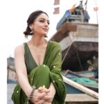 Sandeepa Dhar Instagram - Living the poetry that I can’t write. . @sausinbis @mukashu.mua @styledbyabhilasha @suta_bombay @aquamarine_jewellery @sundarii_handmade