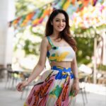 Sandeepa Dhar Instagram - Sunny side up 🌻🫶🏻 Swipe —-> 3rd pic is my candid best , guess who I saw . Funny ans only. Will pin the best ones.