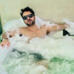Sanjay Gagnani Instagram - ALWAYS LIVE ꪗꪮꪊ𝕣 ᥇ꫀડ𝕥 ꪶⅈᠻꫀ 🥂 #livelifetothefullest #livefree Radisson Resort & Spa Lonavala