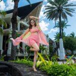 Saumya Tandon Instagram - Beach Holiday Mood. At the lovely @theresidencemauritius Wearing @wendellrodrickslabel Styled by @shalu_jaiswani Clicked by @greatshots.mu #theresidencemauritius #theresidencebycenizaro #cenizarohotelsandresorts #happyplace #foreveryours #multigenerationalvacation The Residence Mauritius