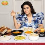 Sheena Bajaj Instagram - Relishing the most delicious organic paneer ! Shop now from Amazon.de .