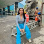 Shivani Jha Instagram - Unchi hai building lift Teri band hai! Kaise main aun….. (Complete the above sentence… the funniest ones get a reply from me! 😂🙈) India