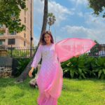 Shivani Jha Instagram - Wondering where is my Munda kukkad Kamaal da? Wearing @shop.chikan.kari