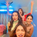 Shivani Jha Instagram - Pure chaos 😂 @parullchaudhry @maeramishra @aditishetty22 ❤️ #reels #explore #trending #makeba #viralsound #bts