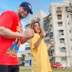 Shivani Jha Instagram - No way he killed it! @leenesh_mattoo you’ve improved! Ab ek dance reel toh banani padegi! Yes or no? #reels #explore #trending #noway #couple #viral