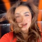Shivani Jha Instagram - The vibes just matched! 🔥 #reels #explore #transition #viral #bachnaaehaseeno #autoride #shivanijha
