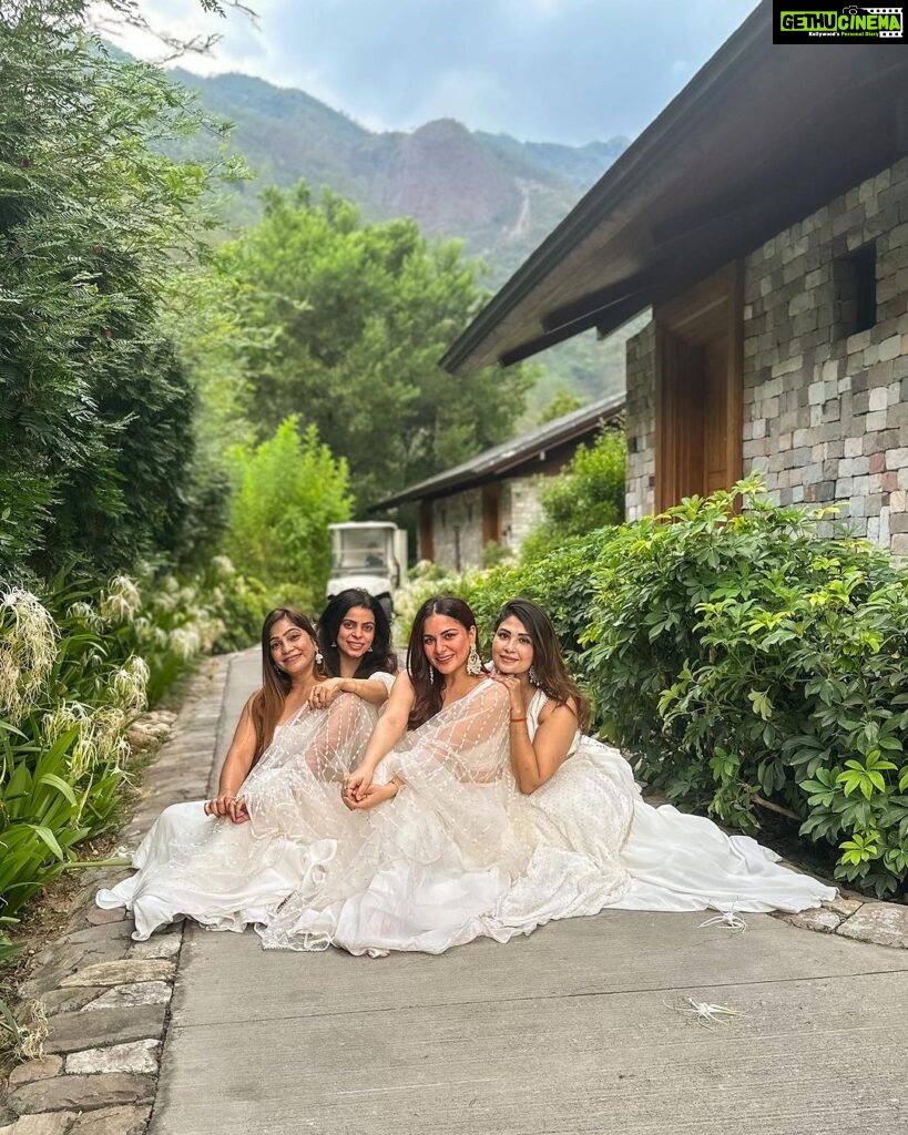 Shraddha Arya Instagram - 🤍🤍 Taj Rishikesh Resort & Spa, Uttarakhand