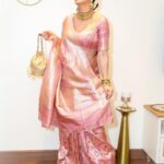 Shraddha Arya Instagram - Right from the start I knew that this is the look I want to flaunt at my Bestie’s wedding. Thank You, @kankatala_ For fulfilling my wish of dressing up in an Indian Gorgeous Silk Saree So So Damn Perfectly ❤️ #VeereDiWedding #PoojaKeHueDarshan #IndianSilkSaree Hair: @sangeeta.wagh_ Pictures: @pappu.gupta.549 @allboutcommunication @vedaxari ❤️
