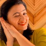 Suhasi Dhami Instagram - Ungaliyon ka jaduuuu😀😀😀 Inspired by @nish__pretty