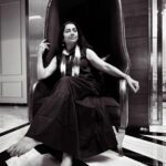 Suhasini Maniratnam Instagram - Met all the cast and crew of ponniyin Selvan on Saturday. I saw this chair ( throne ) and walked away from all and sat on this bold arresting striking chair , one person came running to take pictures of me. And said kundauvai Nandhini poonguzahli 😄😄😄😄😄kept on clicking. any guesses who it would be.
