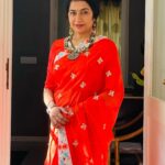 Suhasini Maniratnam Instagram - Something special chat with a very special friend / celebrity. Sample here. Rest of the clicks coming up