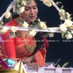 Swasika Instagram - സ്വാസിക എന്ത് ക്യൂട്ടാ അല്ലേ... സൂപ്പർ അമ്മയും മകളും ഏപ്രിൽ 16 ഉച്ചക്ക് 12 :30 ന് നമ്മുടെ അമൃത ടിവിയിൽ ... #superammayummakalum #redcarpet #amritatv #swaasika #actresses #talkshow #film #malayalamtelevisionshow #realityshow #talk #trending #viral #interviews #chat #funnychat #malayalamfilmindustry #tvshow #talent #talentshow #artist #entertainment #shwetamenon #meena #kalamaster #rooparevathi #nithyamammen #tharakalyan #sowbhagyavenkitesh #abhayahiranmayi #nithyadas