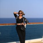 Urvashi Dholakia Instagram - It’s Time for some VITAMIN SEA 🌊 only on @cordeliacruises ✨ : : #urvashidholakia #cruise #holiday #cordeliacruises #sea #ship #sailing #life #waterbaby #💕