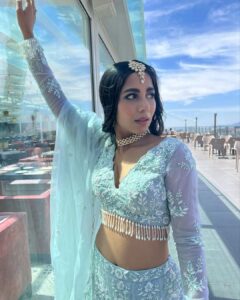 Veebha Anand Instagram - Shadi ready!! 🦋

#hifsakishadi 

@the_adhya_designer 
@timelessjewelsby_s