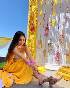 Veebha Anand Instagram - Haldi ready!!! 

#hifsakishaadi#

@timelessjewelsby_s 
@the_adhya_designer