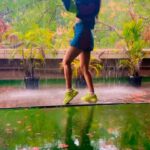 Vindhya Tiwari Instagram – In rainy season utilising the day doing full body laser @clinic_dermatech 🌧️💚✔️