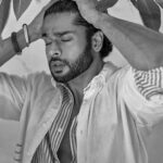 Abhimanyu Dasani Instagram - My hairstyle is called I tried 🙆🏽‍♂️ 📸 @tejasnerurkarr
