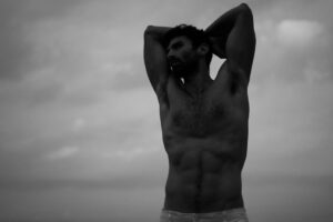 Aditya Roy Kapur Instagram - Ya