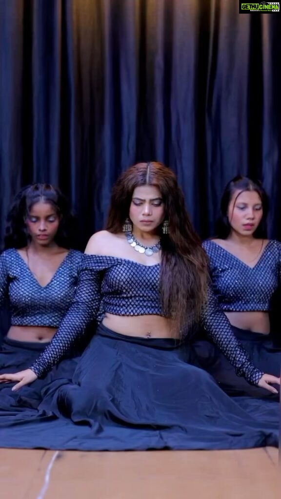 Afsana Khan Instagram - Waah beautiful dance 💃 koi si @ishika.rajput.4 @wynkmusic @nirmaan01 @believemusicindia @netmediaofficial @markoroshan Chandigarh, India