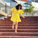 Aishwarya Sharma Bhatt Instagram - Yellow Yellow .. Marshmallow🤣🤪 Outfit: @fashionvilla0111 Styling: @styling.your.soul #aishwaryasharma #khatronkekhiladi #khatronkekhiladi13 #kkk13 #colorstv Cape Town, South Africa
